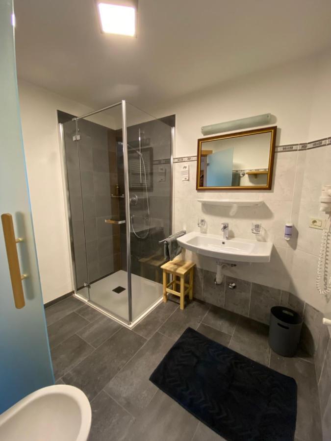 Garni Residence Trocker กัสเตลรอตโต ภายนอก รูปภาพ