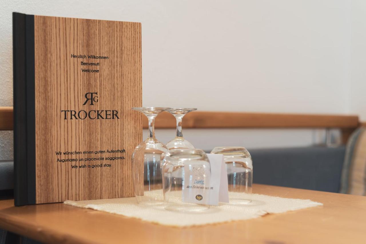 Garni Residence Trocker กัสเตลรอตโต ภายนอก รูปภาพ
