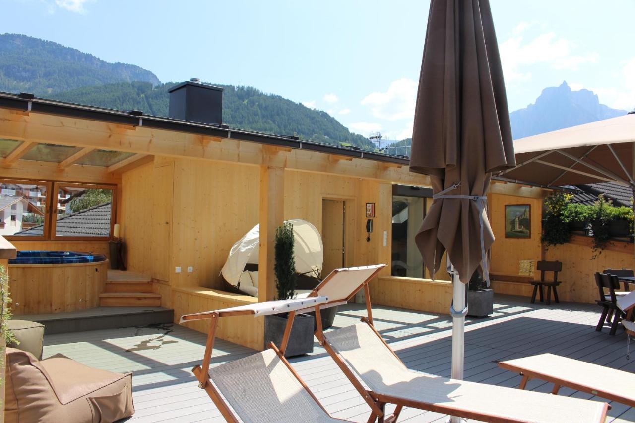 Garni Residence Trocker กัสเตลรอตโต ภายนอก รูปภาพ