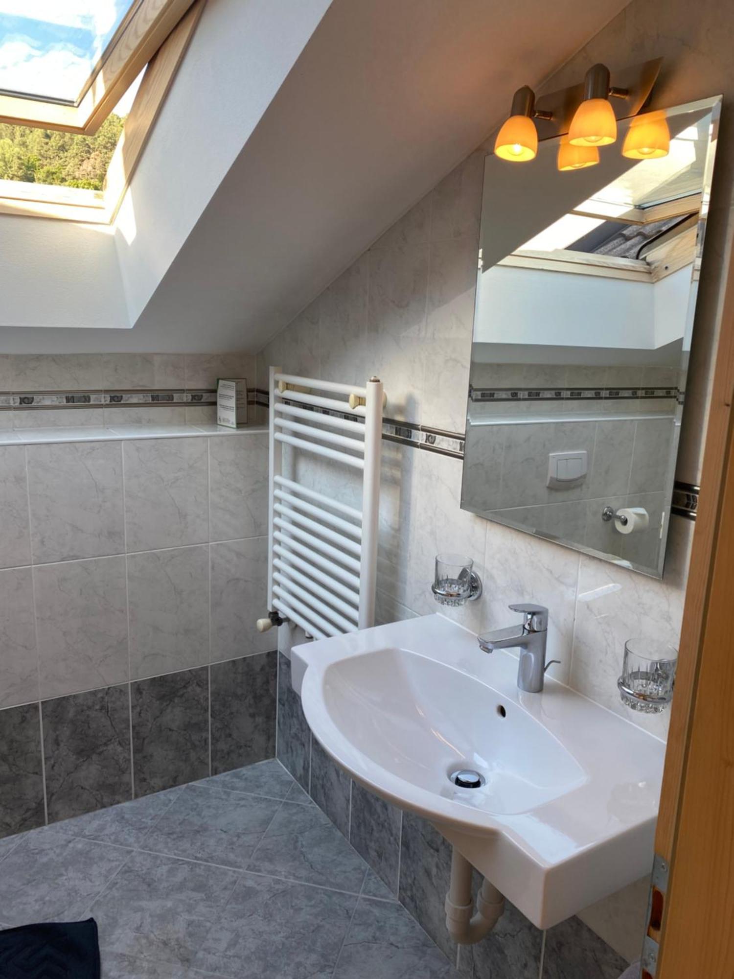 Garni Residence Trocker กัสเตลรอตโต ภายนอก รูปภาพ
